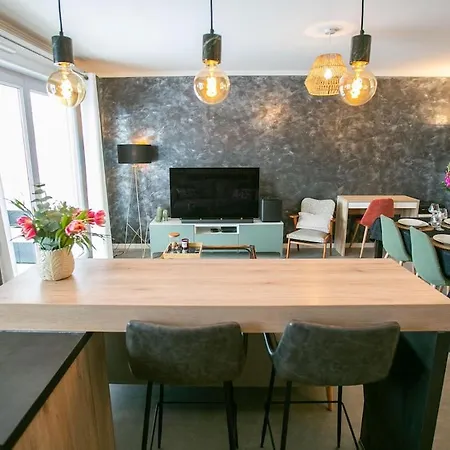 Lejlighed Le Clair Logis, Proche De Versailles