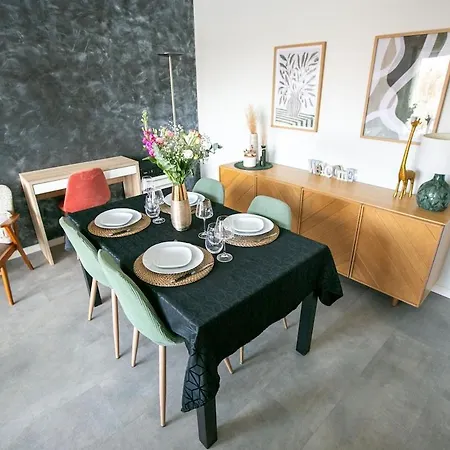 Lejlighed Le Clair Logis, Proche De Versailles